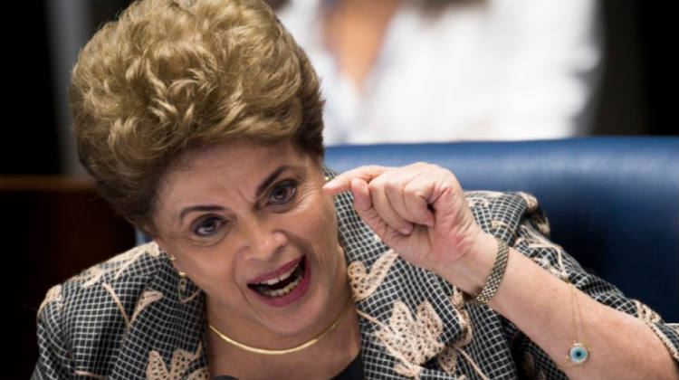 Sete manhas e uma verdade no discurso de Dilma no Senado