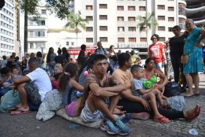 Discurso social em defesa dos sem teto quer Estado sem Estado